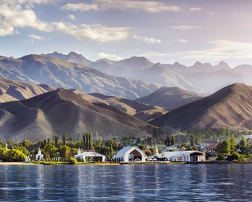 Individual and group tours to Issyk Kul